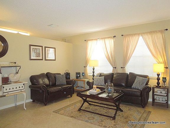 4th image of 9793 Scribner Ln