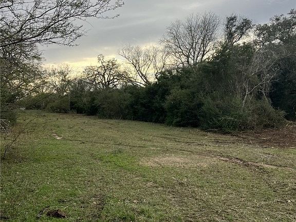 2nd image of 164 County Road 187