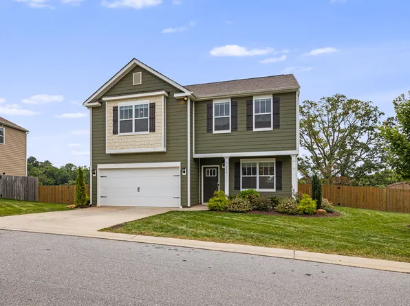 206 Marathon Ln, Candler, NC 28715