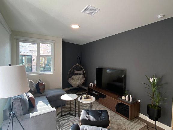 2nd image of 804 Colorado Ave #306