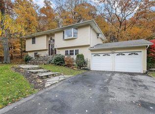 67 Pickerel Rd, Monroe, NY 10950