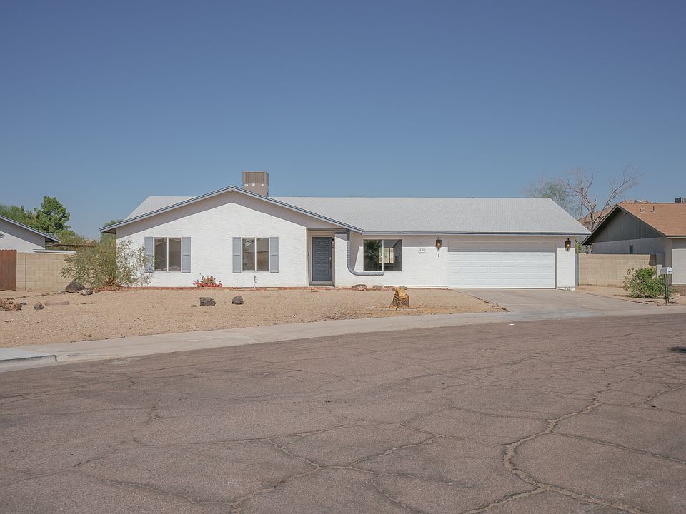 1st image of 4340 W Paradise Dr
