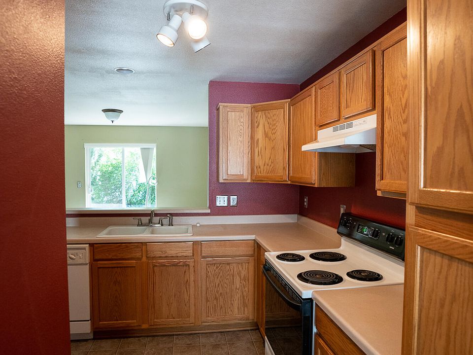 2030 Brookhurst St Medford, OR, 97504 Apartments for Rent Zillow
