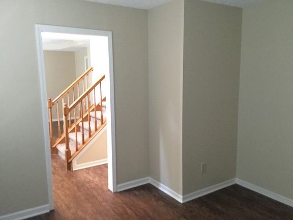 2nd image of 8895 Taylor Woods Dr