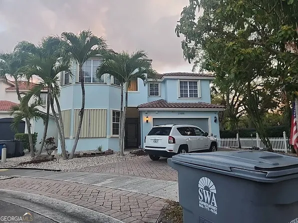 10898 Lake Wynds Ct, Boynton Beach, FL 33437