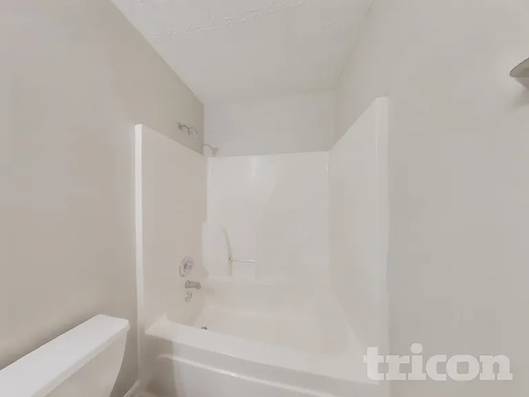 338 Shadowbrooke Cir — Photo 16