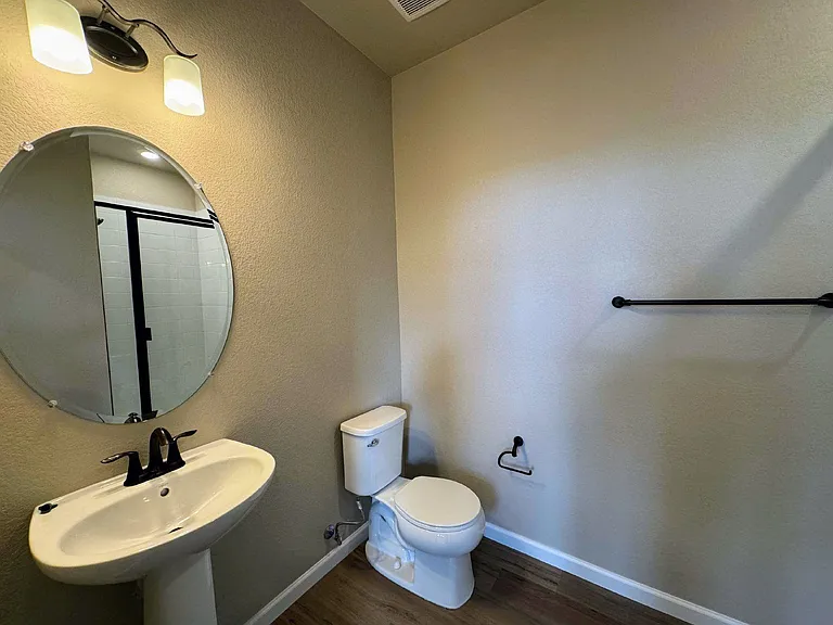 7022 Doncaster Ct — Photo 8