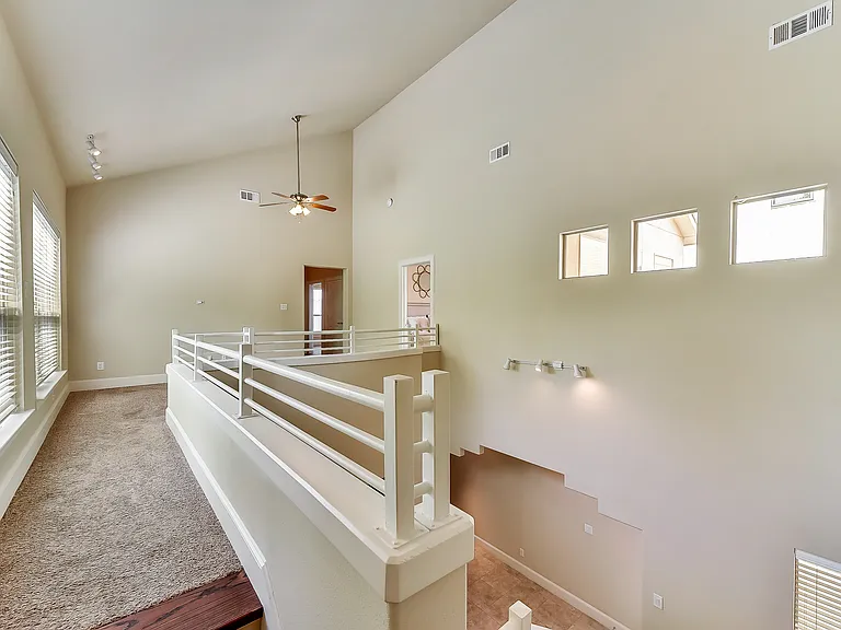 5956 Lewis St — Photo 12