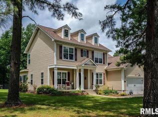1403 Howard Rd, Marion, IL 62959