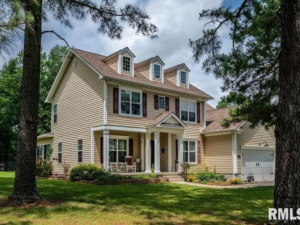 1403 Howard Rd, Marion, IL 62959