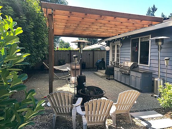 4th image of 13600 120th Ave NE