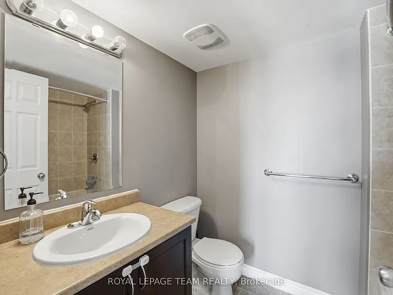 443 Chapman Mills Dr #B — Photo 20