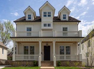 545 N Grant St, Hinsdale, IL