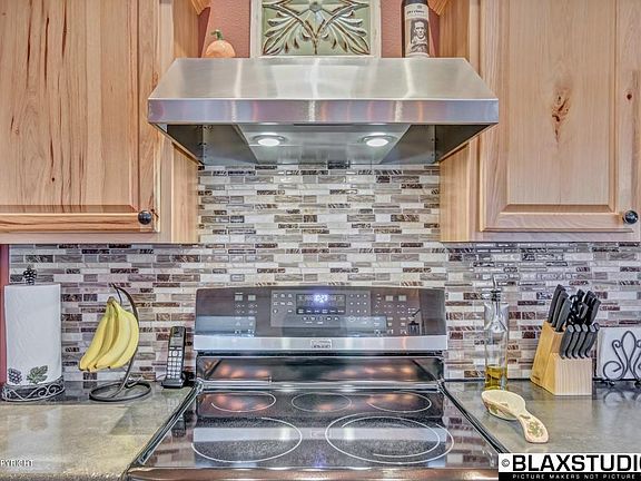 2nd image of 838 Smallwood Trl