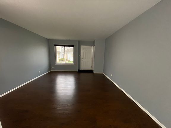 3rd image of 1552 Cornell Cir #1552