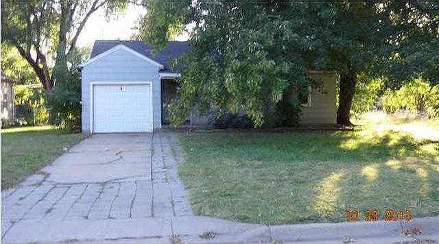 1st image of 1643 Terrace Dr