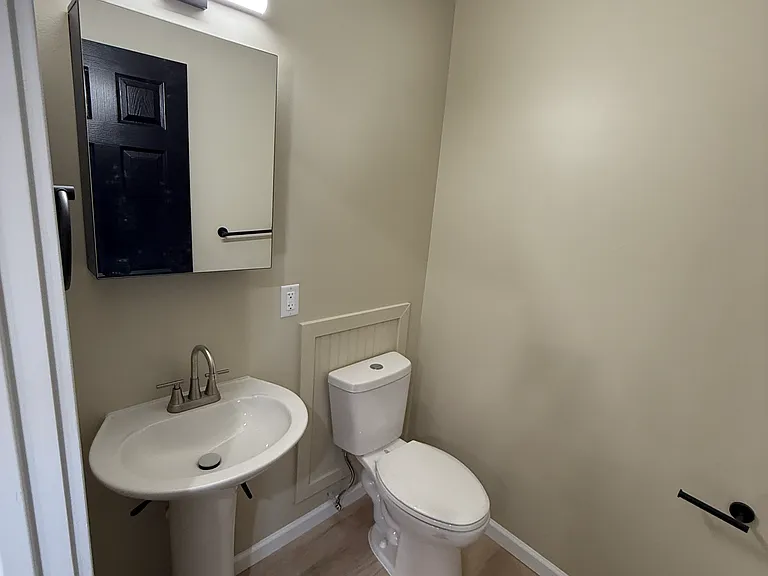 1015 Lancaster Ave #3A — Photo 15