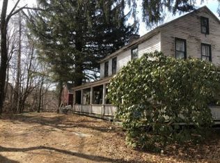 35 West St, Petersham, MA 01366