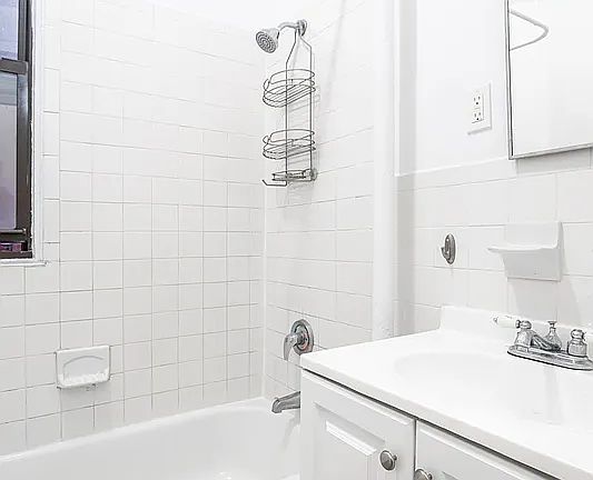 5th image of 515 E 87th St APT 2E