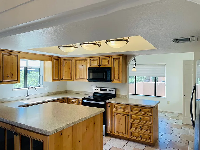 155 S Canyon Diablo Rd #25 — Photo 5