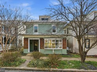 329 N Mildred St, Charles Town, WV 25414