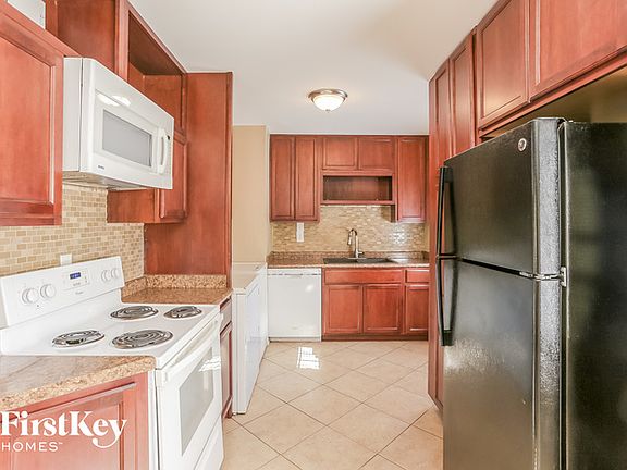 4th image of 5359 Blackwell St