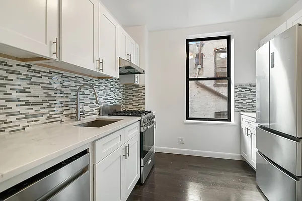 Rented by Compass | media 14