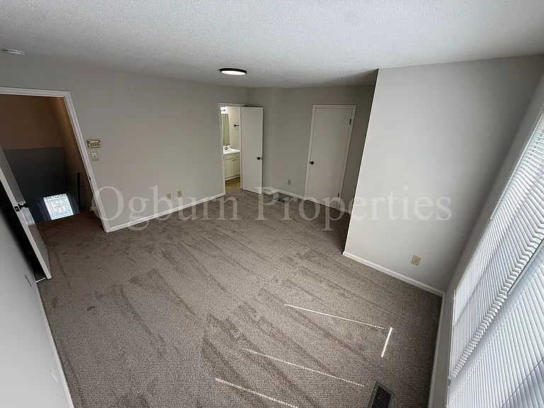 1905 Winding Ridge Ct — Photo 15