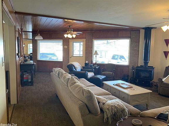 3rd image of 105 Chambers Pt APT 43