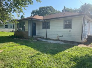 100 N Lane St, Potomac, IL 61865