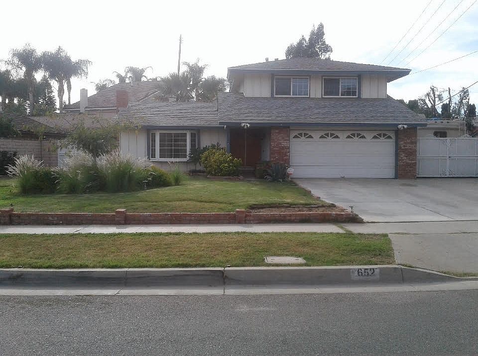 1st image of 652 Mesa Dr