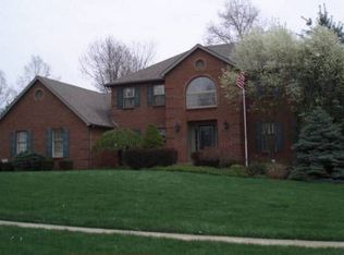 591 Stonybrook Ln, Canfield, OH