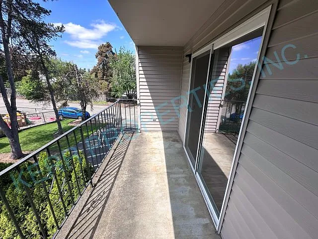 6498 Lowry Dr #5 — Photo 13