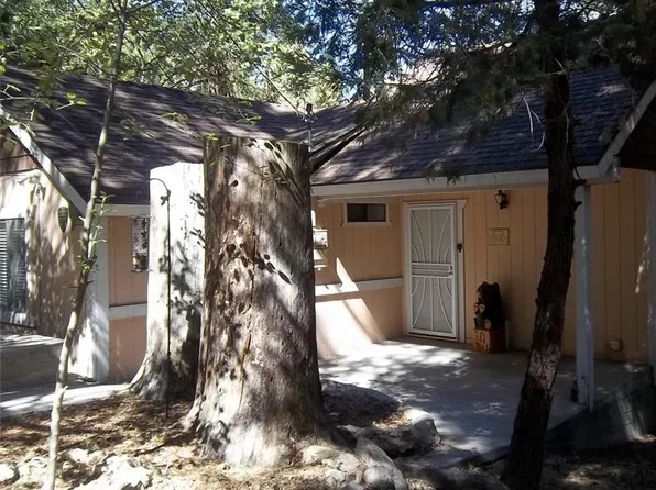 23370 Knapps Cut Off, Crestline, CA 92325