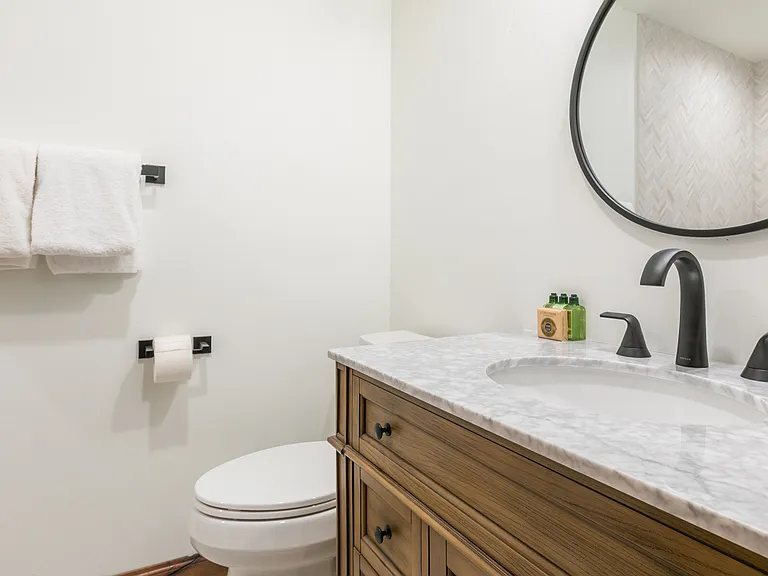1238 Hailstone Dr — Photo 16