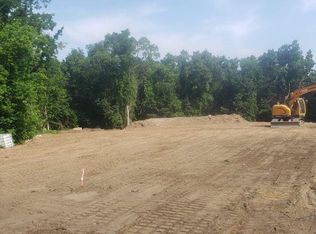 277 Alba Ave, Bridgeport, CT 06606