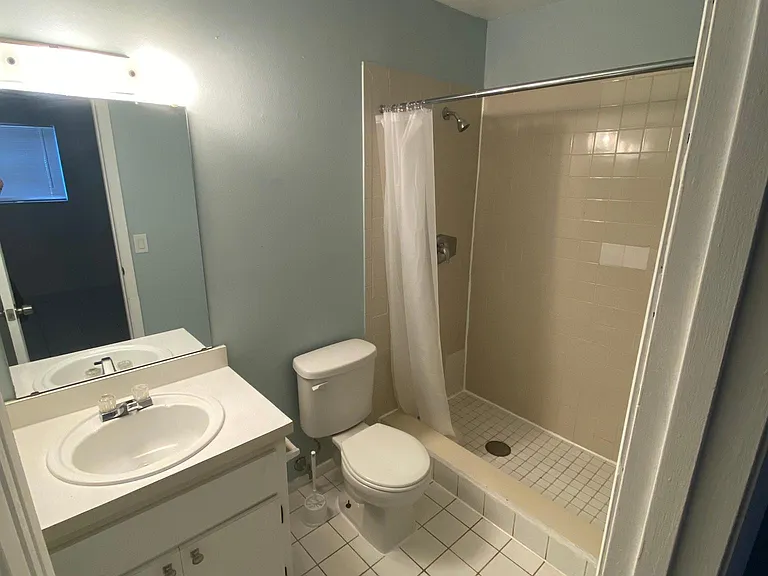 620 E Rosewood Ln #620 — Photo 10