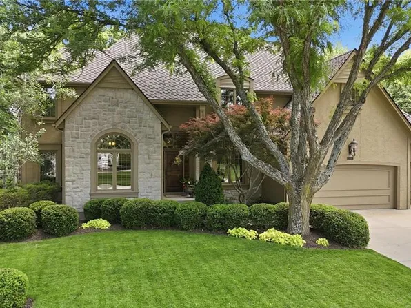 14227 Eby St, Overland Park, KS 66221