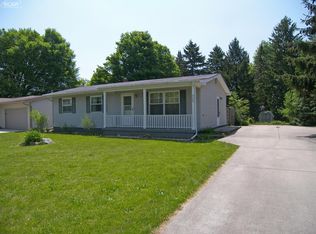 305 Hughes St, Clio, MI 48420