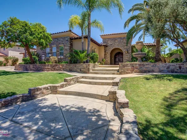 2408 Tiverton Dr, Bakersfield, CA 93311