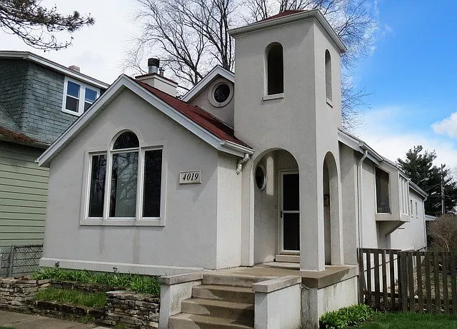 4019 Clinton Ave photo 1