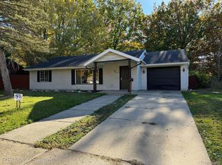 4314 Greenbrook Ln, Flint, MI 48507