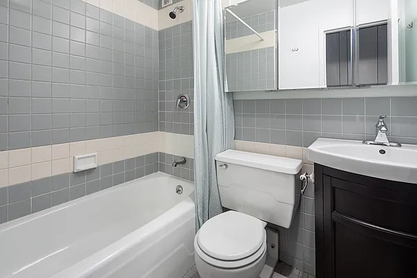 Sold by Compass | media 5