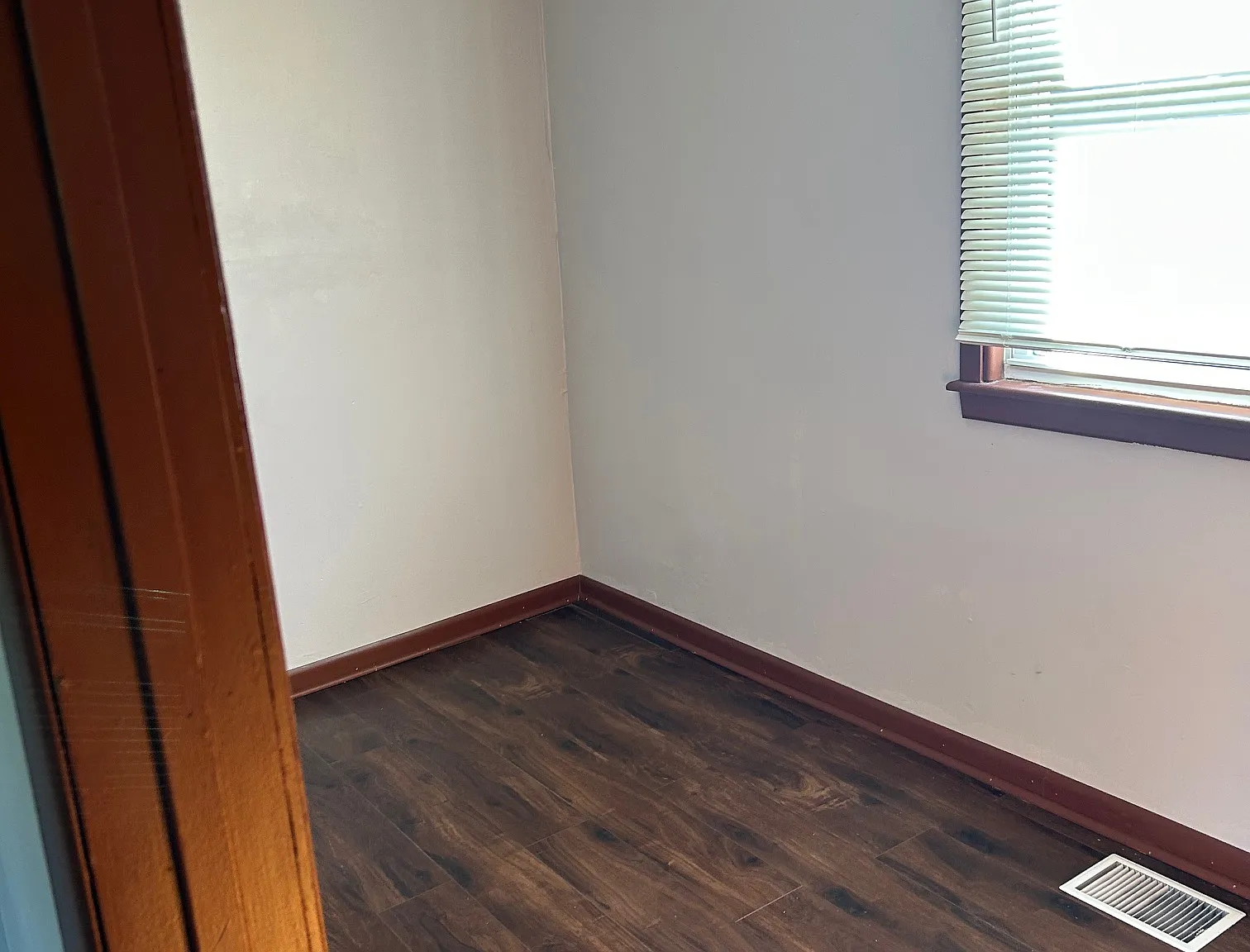 2 bed, $1,150 — Photo 4