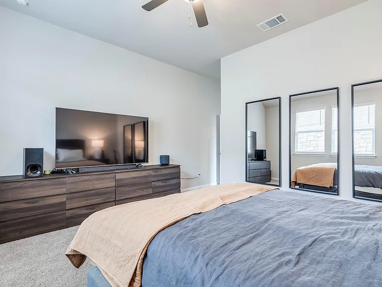261 Cathedral Mountain Dr — Photo 16