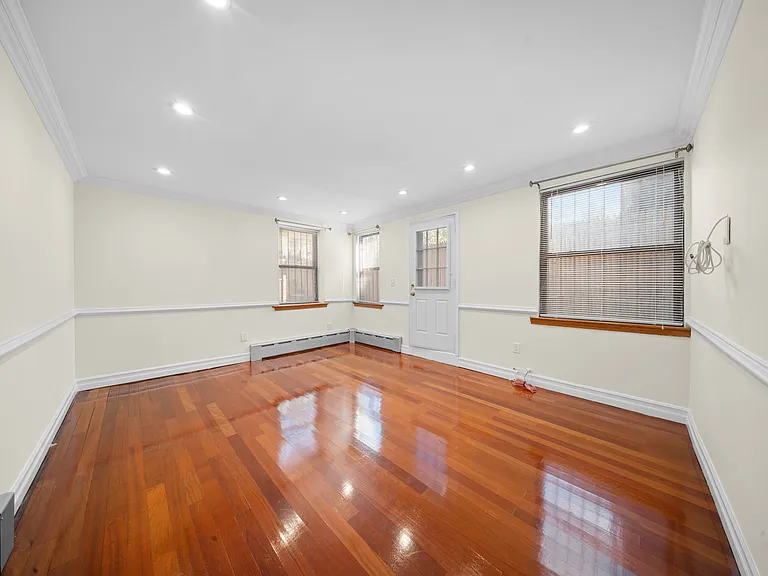 419 Hancock St #1 — Photo 19