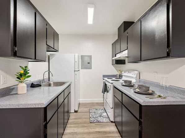 4545 Pennwood Ave APT K283