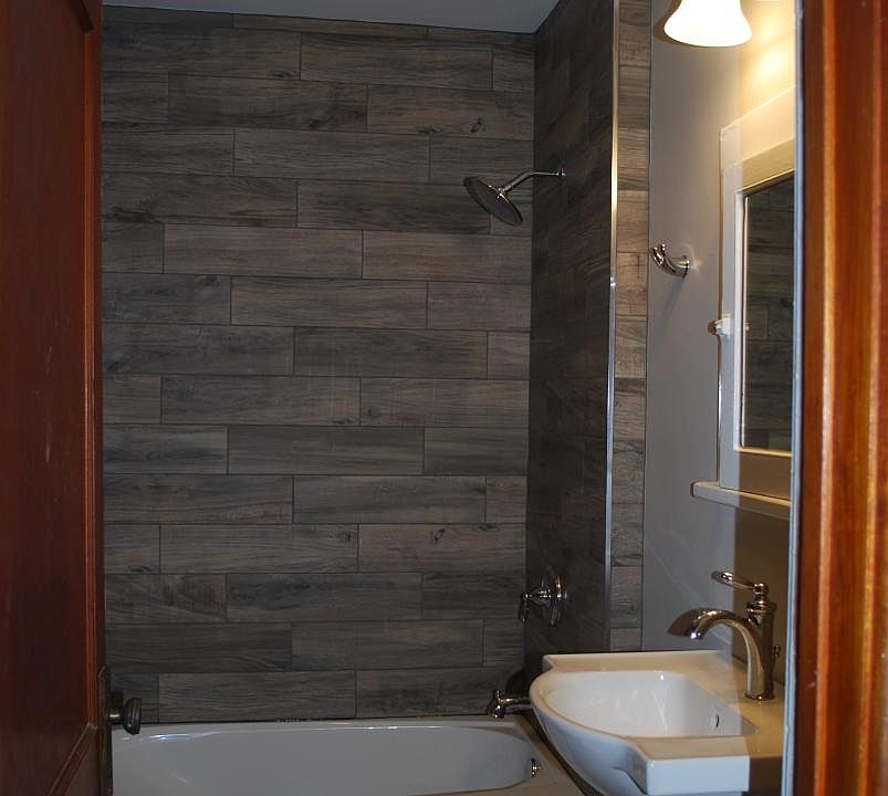 1st image of 1206 Grant Blvd