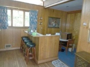 18 Springwood Ln, East Hampton, NY 11937