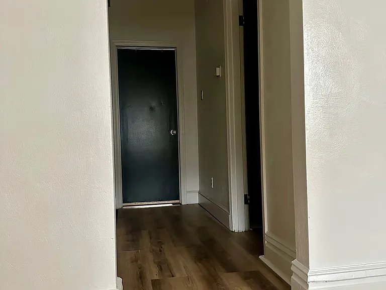 674 Middle Ave — Photo 5